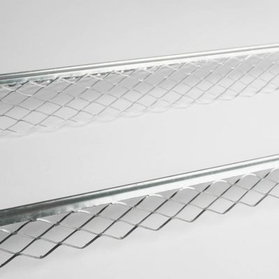 গুণমান  Quick Mud Keying Slots Expanded Corner Bead 8 Ft 10 Ft For 90 Degree Internal Corners কারখানা