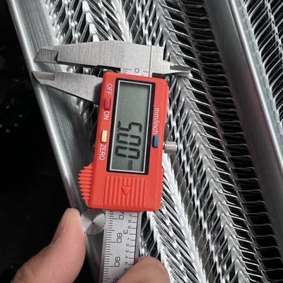 Pre Notched Hot Dip Galvanized Steel 3/8" High Rib Lath G60 3.4 Lbs/Sq. Yd For Stucco Work