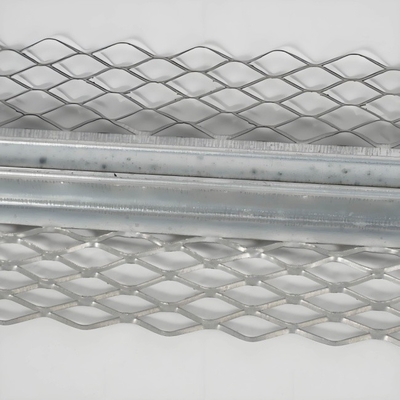 ASTM C1063 / EN 14353 Expanded Corner Bead Flexible Flange Design 1 1/4 Inch Wing Width